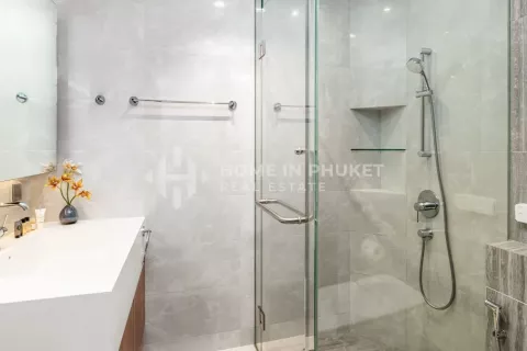 Condo in Phuket, Thailand, 3 bedrooms  № 131484 - photo 24