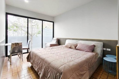 Villa in Hua Hin, Thailand 4 bedrooms № 120603 - photo 8