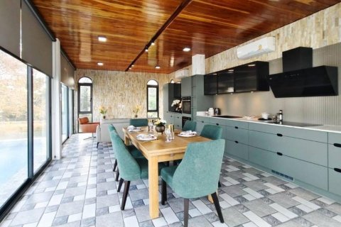 Villa in Hua Hin, Thailand 4 bedrooms № 120603 - photo 5