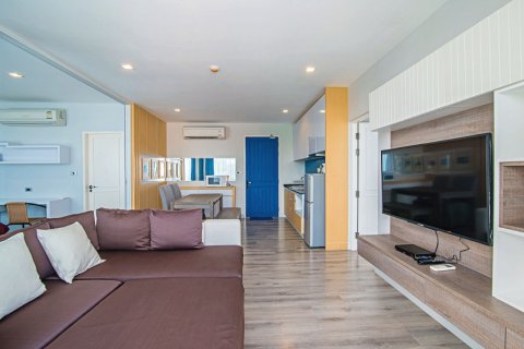 Condo in Hua Hin, Thailand, 2 bedrooms  № 125100 - photo 12
