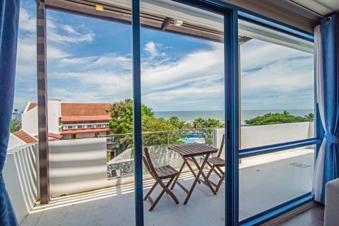 Condo in Hua Hin, Thailand, 2 bedrooms  № 125100 - photo 14
