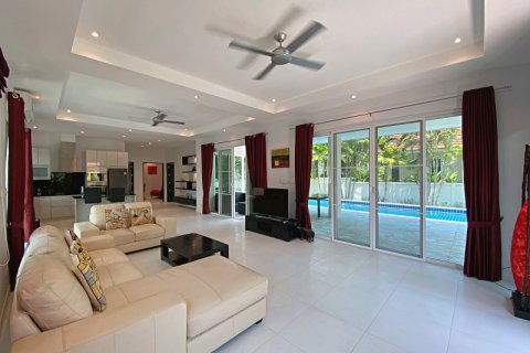 Дом в Хуа Хине, Таиланд с 3 спальнями  № 125102 - фото 11