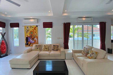 Дом в Хуа Хине, Таиланд с 3 спальнями  № 125102 - фото 12