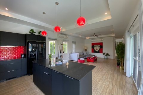 Дом в Хуа Хине, Таиланд с 4 спальнями  № 125104 - фото 8