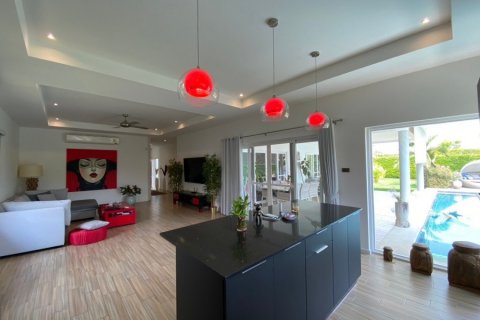 Дом в Хуа Хине, Таиланд с 4 спальнями  № 125104 - фото 10