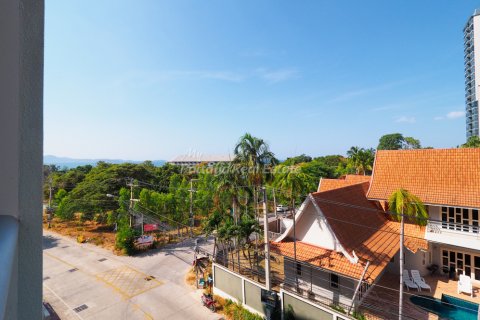 Condo in Bang Lamung, Thailand, 2 bedrooms  № 123498 - photo 8