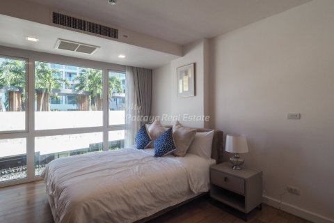 Condo in Bang Lamung, Thailand, 2 bedrooms  № 123498 - photo 12