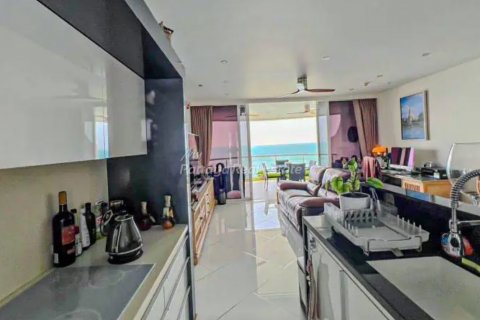 Кондоминиум с 3 спальнями в Саттахипе, Таиланд № 123501 - фото 2