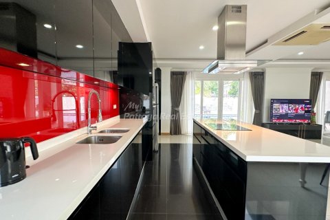 Дом в Паттайе, Таиланд с 5 спальнями № 123497 - фото 7