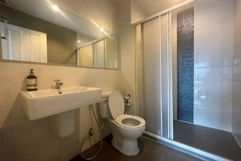 Studio in the Condo in Huai Khwang, Bangkok, Thailand № 142770 - photo 13