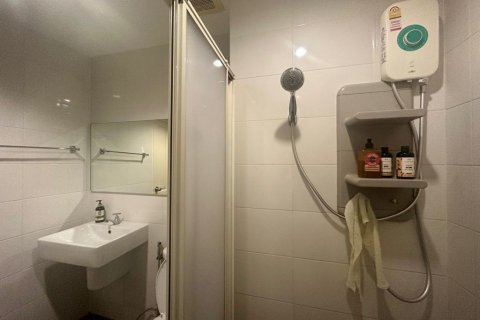 Studio in the Condo in Huai Khwang, Bangkok, Thailand № 142770 - photo 15