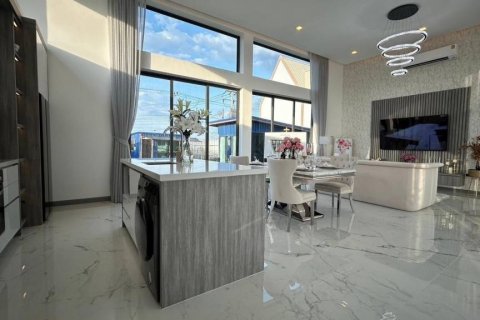 Вилла в Банг Ламунге, Таиланд с 4 спальнями  № 124663 - фото 10