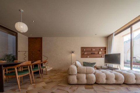 Villa in Pattaya, Thailand 5 bedrooms № 124665 - photo 2