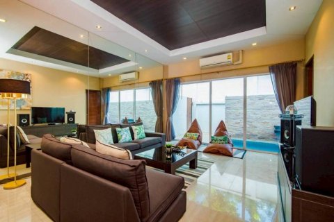 Villa in Pattaya, Thailand 3 bedrooms № 144415 - photo 3