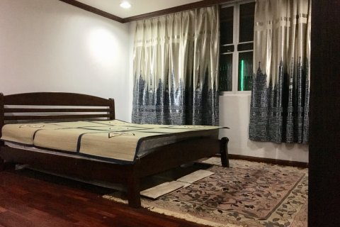 Condo in Bangkok, Thailand, 2 bedrooms  № 143789 - photo 5