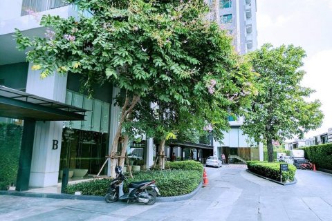 Кондоминиум с 2 спальнями в Бангкоке, Таиланд № 143784 - фото 12