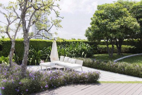 Кондоминиум с 2 спальнями в Бангкоке, Таиланд № 143784 - фото 9