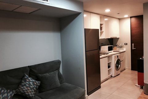 Кондоминиум с 2 спальнями в Бангкоке, Таиланд № 143787 - фото 5