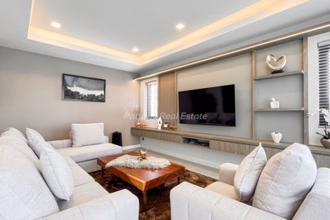 Дом в Паттайе, Таиланд с 4 спальнями  № 125732 - фото 4