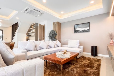 Дом в Паттайе, Таиланд с 4 спальнями  № 125732 - фото 3