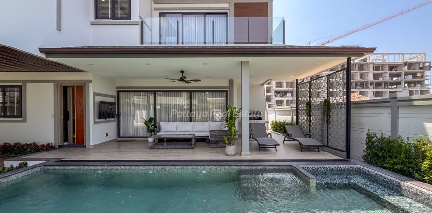 Дом в Паттайе, Таиланд с 4 спальнями  № 125732