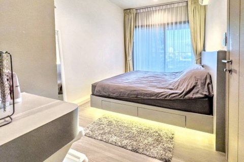 Condo in Bangkok, Thailand, 1 bedroom  № 120344 - photo 7