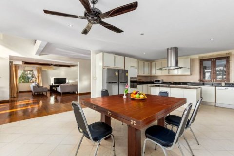 Вилла в Кату, Таиланд с 7 спальнями № 100099 - фото 10