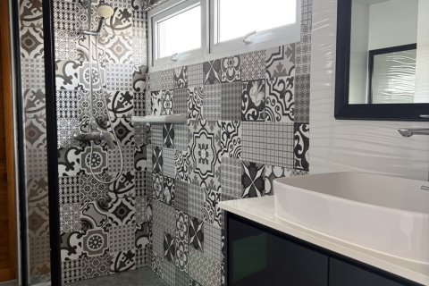 Condo in Watthana, Bangkok, Thailand, 2 bedrooms  № 126737 - photo 21