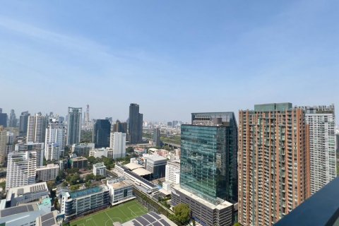 Condo in Bangkok, Thailand, 2 bedrooms  № 143237 - photo 16