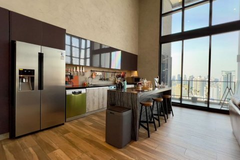 Condo in Bangkok, Thailand, 2 bedrooms  № 143237 - photo 6