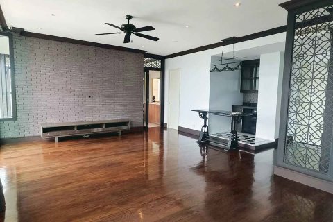 Кондоминиум с 2 спальнями в Бангкоке, Таиланд № 143004 - фото 1