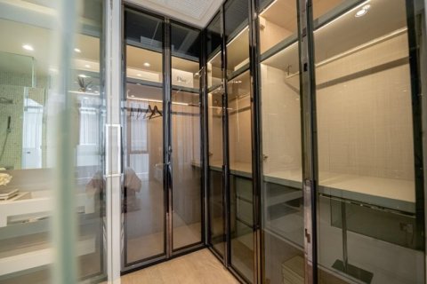 Condo in Watthana, Bangkok, Thailand, 2 bedrooms  № 123836 - photo 14