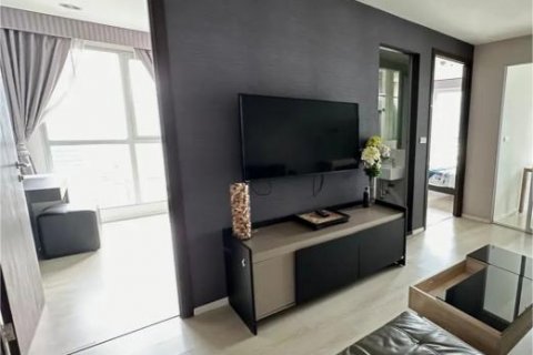 Condo in Sathon, Bangkok, Thailand, 2 bedrooms № 123835 - photo 9