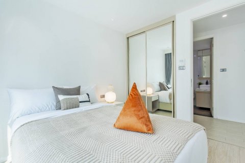 Кондоминиум с 2 спальнями в Ваттхане, Бангкок, Таиланд № 123827 - фото 5