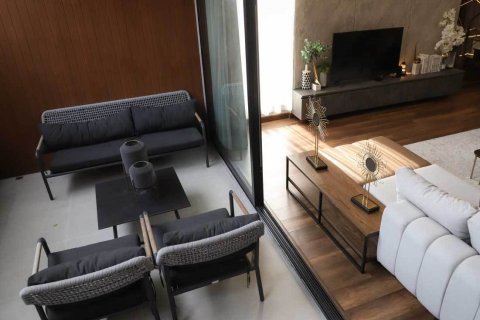 Condo à Bang Na, Bangkok, Thaïlande, 4 chambres  № 123832 - photo 1