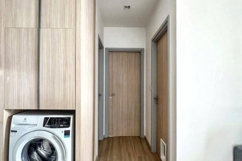 Кондоминиум с 2 спальнями в Чатучаке, Бангкок, Таиланд № 132749 - фото 6