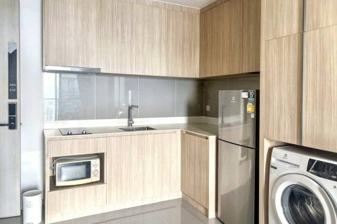 Кондоминиум с 2 спальнями в Чатучаке, Бангкок, Таиланд № 132749 - фото 5