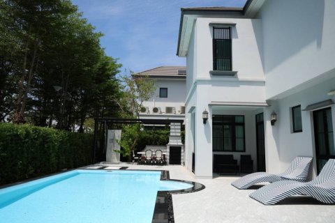 Дом в Сапхансунге, Бангкок, Таиланд с 5 спальнями  № 132745 - фото 2