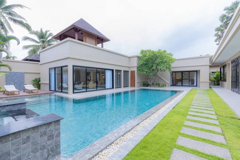 Villa in Bang Tao, Thailand 3 bedrooms № 144509 - photo 1