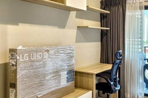 Кондоминиум с 1 спальней в Хуай Кванге, Бангкок, Таиланд № 132945 - фото 4