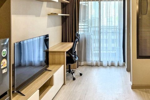 Кондоминиум с 1 спальней в Хуай Кванге, Бангкок, Таиланд № 132945 - фото 1