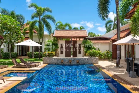 Дом в Пхукете, Таиланд с 4 спальнями  № 131648 - фото 1