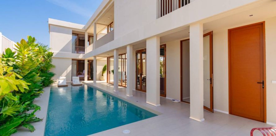 Villa à Hua Hin, Thaïlande 5 chambres № 121117