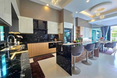 Villa à Pattaya, Thaïlande 3 chambres № 123309 - photo 9