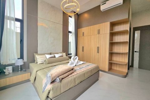 Villa in Pattaya, Thailand 3 bedrooms № 123309 - photo 12