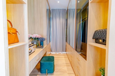 Villa in Pattaya, Thailand 4 bedrooms № 123307 - photo 27