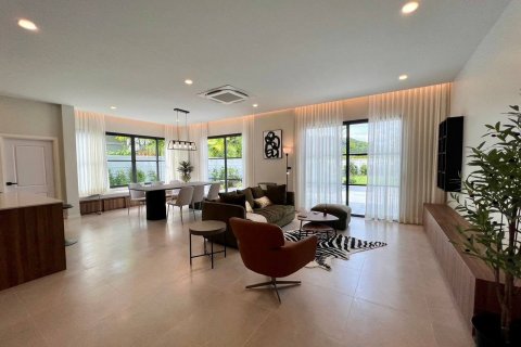 Вилла в Паттайе, Таиланд с 3 спальнями  № 123312 - фото 29