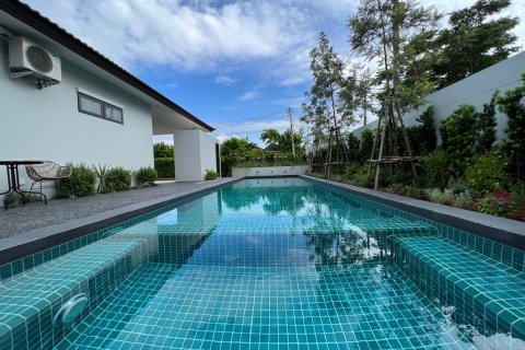 Villa in Pattaya, Thailand 3 bedrooms № 123312