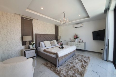 Villa in Pattaya, Thailand 3 bedrooms № 123308 - photo 6