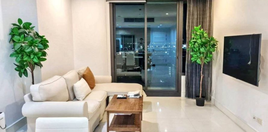 Condo in Bangkok, Thailand, 2 bedrooms  № 132820